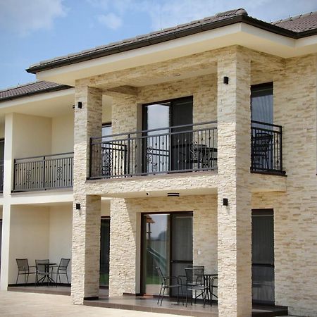Jazmin Apartmany Velky Meder Ngoại thất bức ảnh