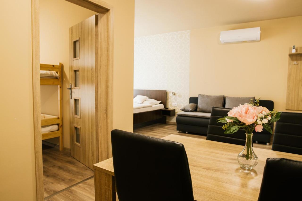 Jazmin Apartmany Velky Meder Ngoại thất bức ảnh