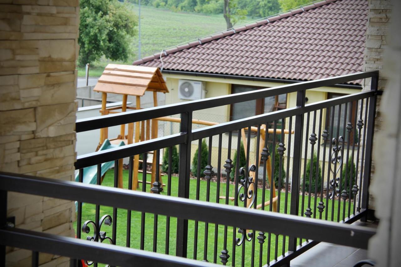 Jazmin Apartmany Velky Meder Ngoại thất bức ảnh